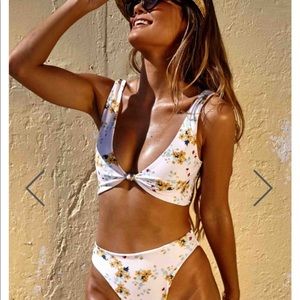 ISO Showpo Floral bikini TOP